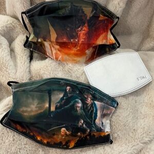 New set/2 Lord of the Rings face masks